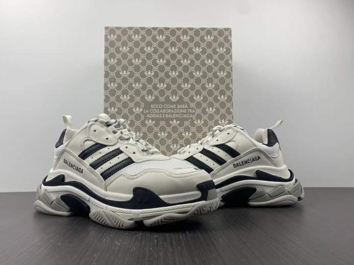 ADIDAS X BLCG TRIPLE S SNEAKER 710021 W3RN2 GoodFit 2497