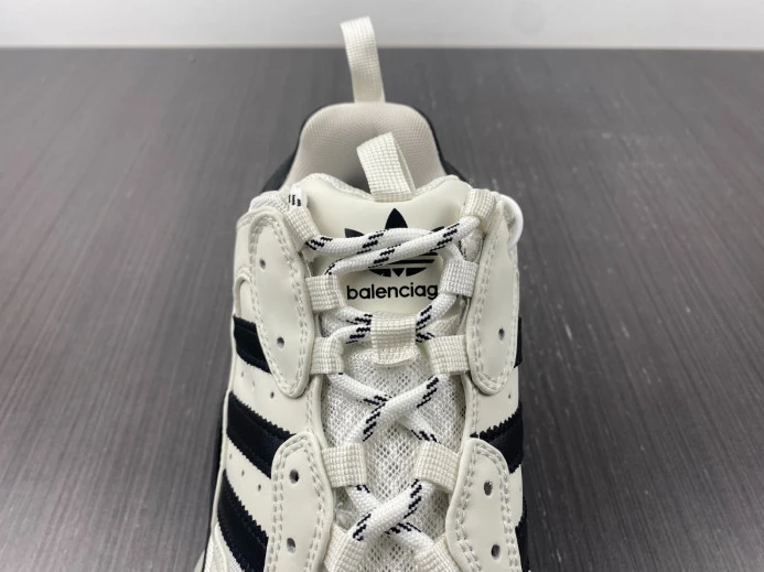ADIDAS X BLCG TRIPLE S SNEAKER 710021 W3RN2 GoodFit 2497