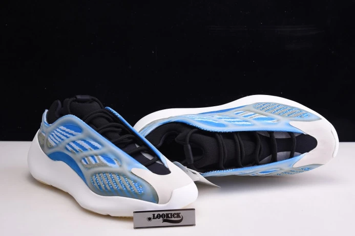 ADIDAS YEEZY 700 V3 GLOW IN THE DARK G UrbanStyle 379