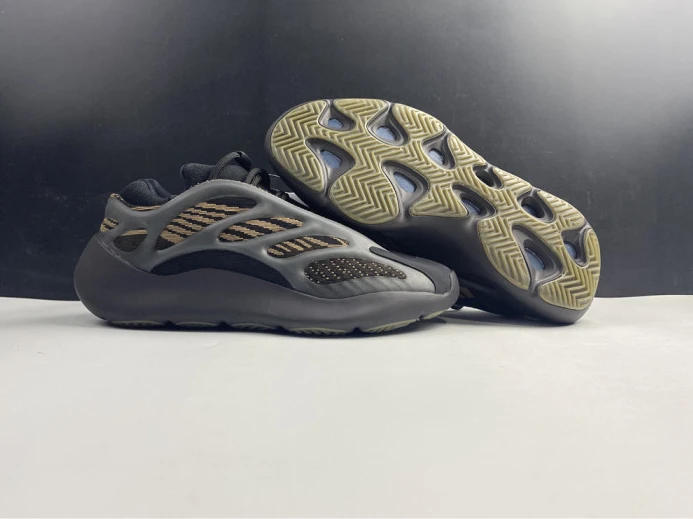 ADIDAS YEEZY 700 V3 GY EasyMatch 359