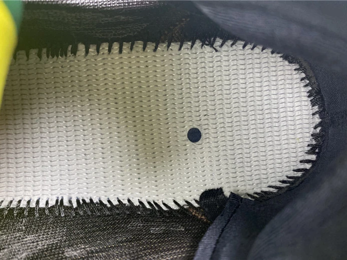 ADIDAS YEEZY 700 V3 GY EasyMatch 359