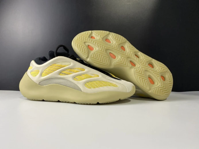 ADIDAS YEEZY 700 V3 SRPHYM"G Trendy 365