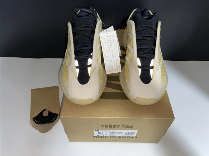 ADIDAS YEEZY 700 V3 SRPHYM"G Trendy 365