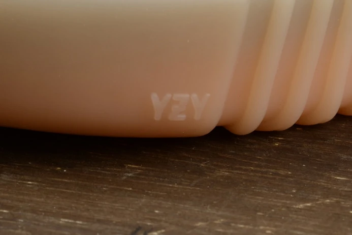 ADIDAS YEEZY 750 BOOST LIGHT GREY GUM GLOW DARK BB Affordable 381