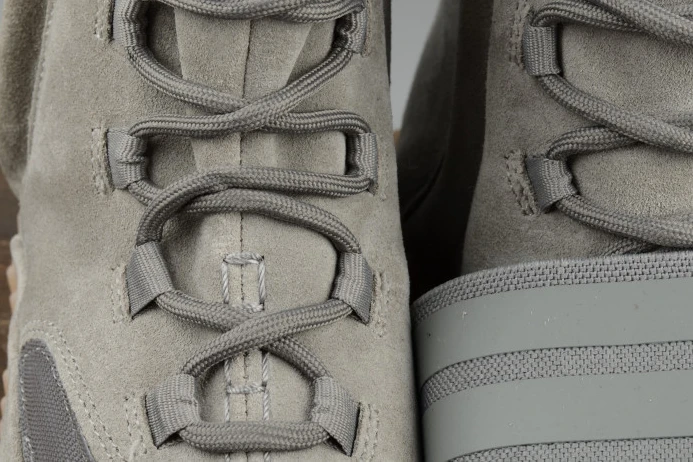 ADIDAS YEEZY 750 BOOST LIGHT GREY GUM GLOW DARK BB Affordable 381