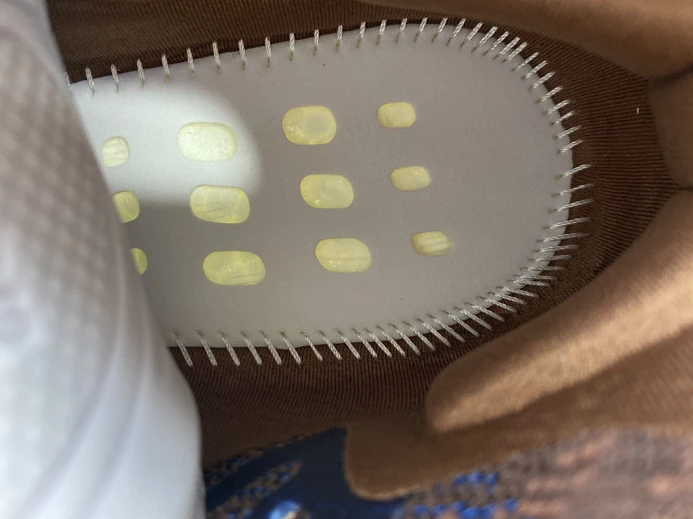 ADIDAS YEEZY BOOST 380 AZURE FZ AllSeason 318