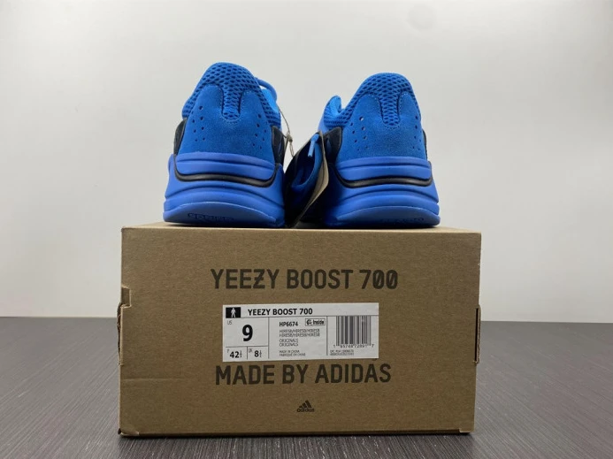 ADIDAS YEEZY BOOST 700 HI-RES BLUE HP WellDesigned 368