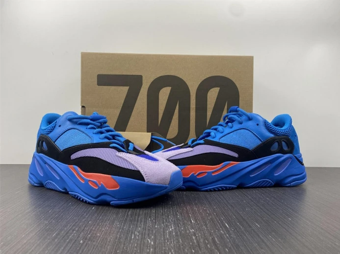 ADIDAS YEEZY BOOST 700 HI-RES BLUE HP WellDesigned 368
