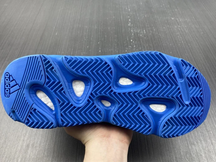 ADIDAS YEEZY BOOST 700 HI-RES BLUE HP WellDesigned 368