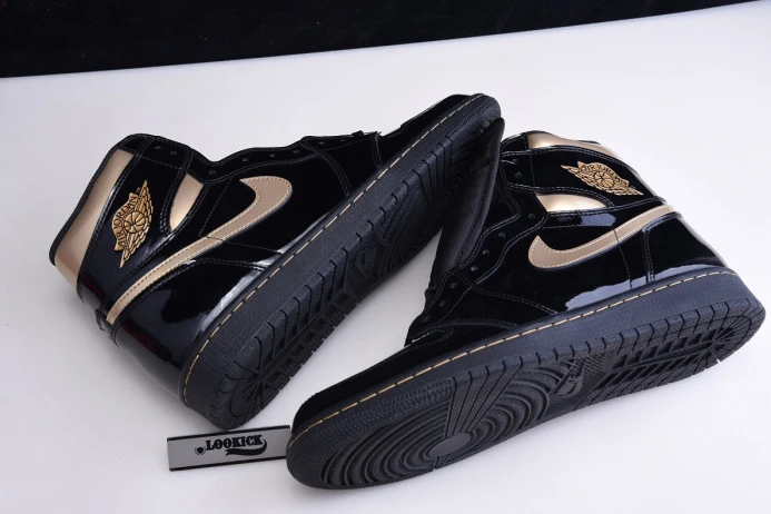AIR JORDAN 1 RETRO HIGH BLACK METALLIC GOLD (2020) 555088- TopPick 846