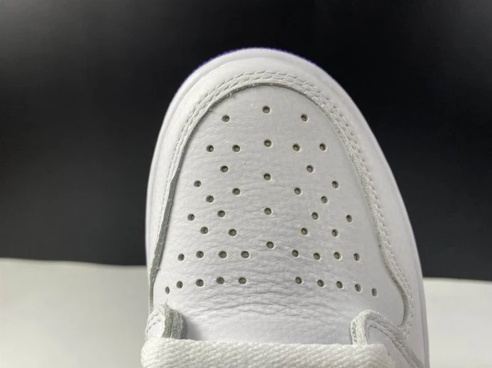 AIR JORDAN 1 RETRO HIGH COURT PURPLE CD0461- Fashionable 822