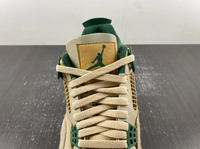 AIR JORDAN 4 "DRAGON YEAR" CUSTOM DC7770- Affordable 535