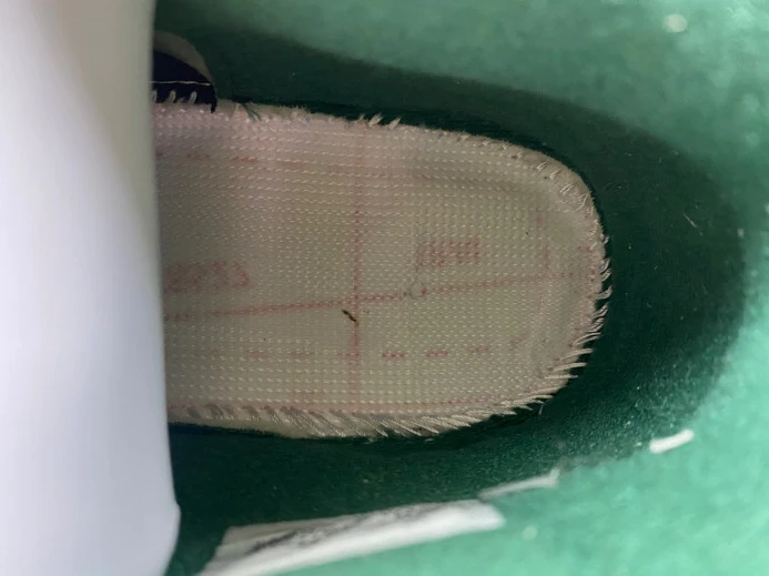 AIR JORDAN 4 "DRAGON YEAR" CUSTOM DC7770- Affordable 535