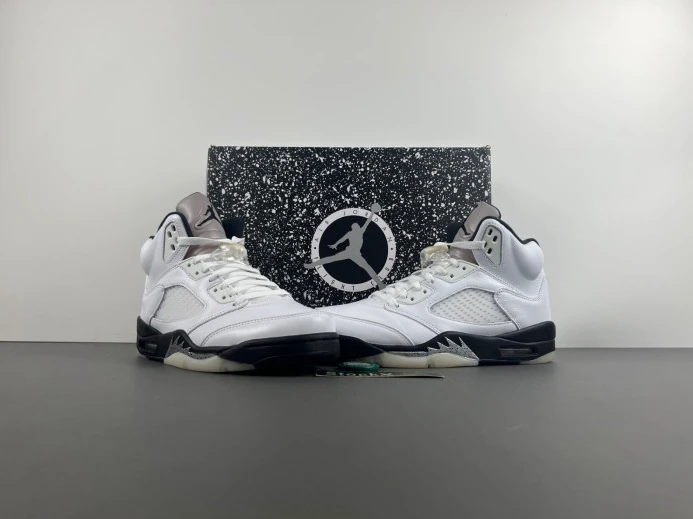AIR JORDAN 5 RETRO 'WHITE BLACK' DD0587- EasyMatch 565