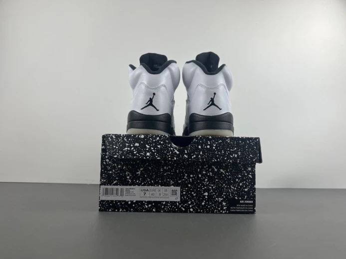 AIR JORDAN 5 RETRO 'WHITE BLACK' DD0587- EasyMatch 565