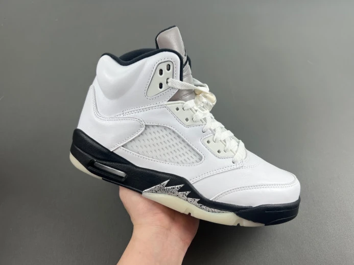AIR JORDAN 5 RETRO 'WHITE BLACK' DD0587- EasyMatch 565