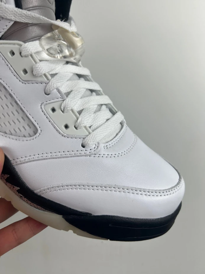 AIR JORDAN 5 RETRO 'WHITE BLACK' DD0587- EasyMatch 565