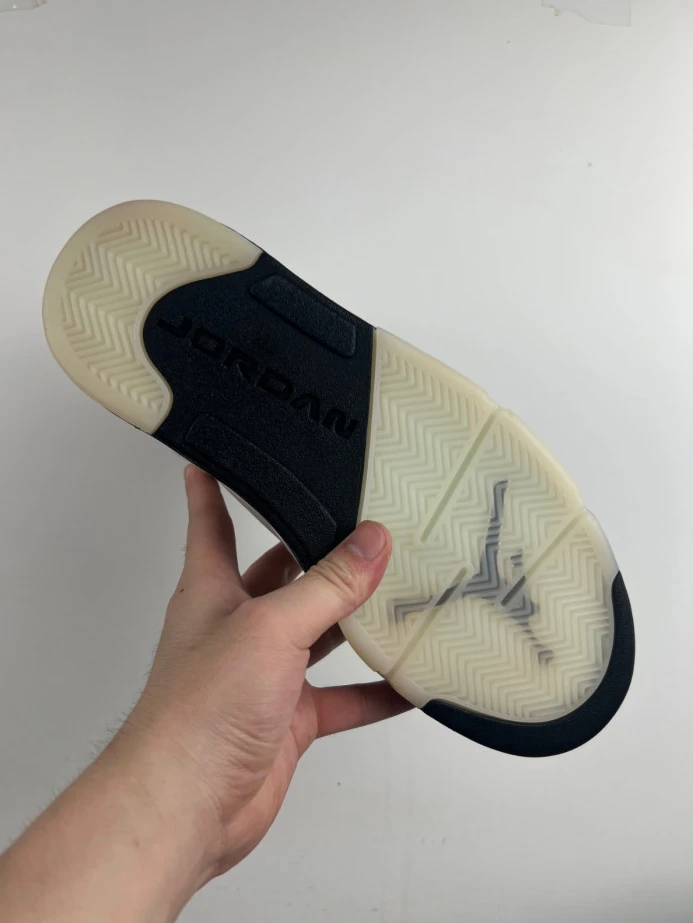 AIR JORDAN 5 RETRO 'WHITE BLACK' DD0587- EasyMatch 565
