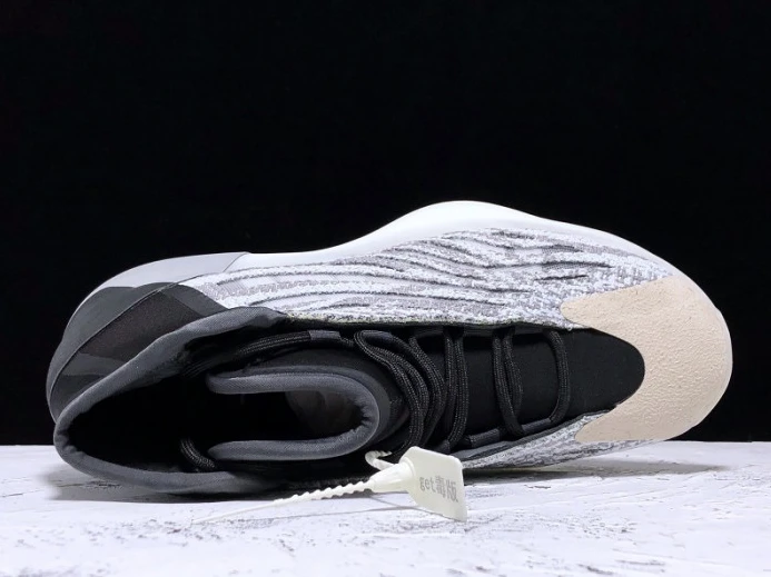 Adidas Yeezy Basketball Quantum EG AllSeason 414