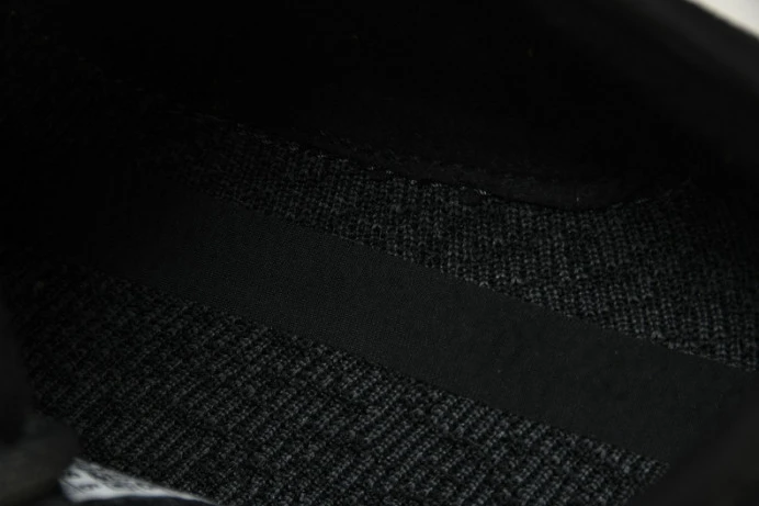 Adidas Yeezy Boost 350 Pirate Black (2022 2023) BB AllSeason 298