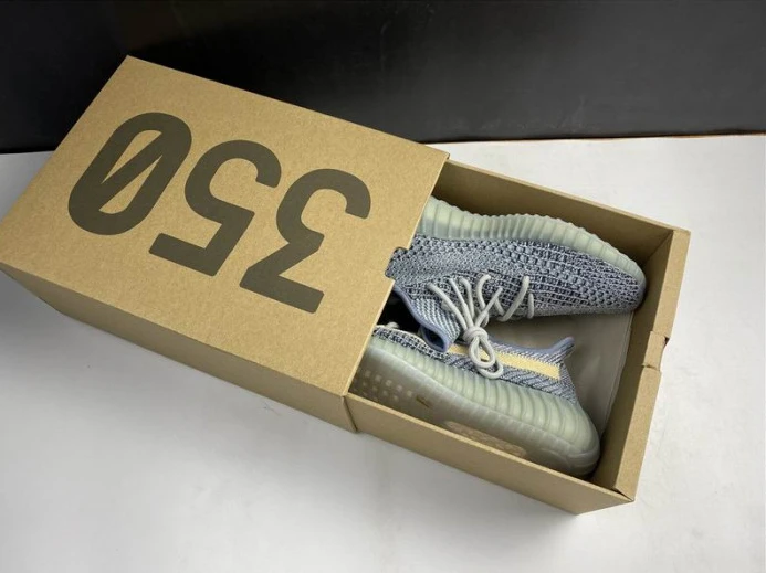 Adidas Yeezy Boost 350 V2 Ash Blue GY UrbanStyle 317