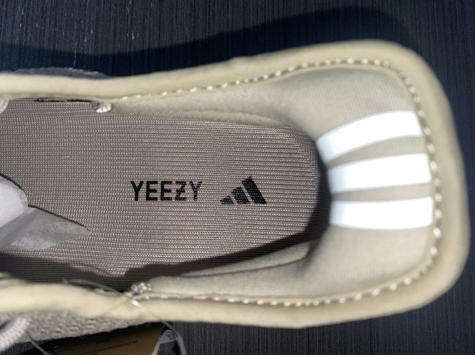 Adidas Yeezy Boost 350 V2 Beige Black HP Fashionable 301