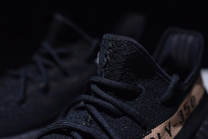 Adidas Yeezy Boost 350 V2 Black Copper BY Trendy 437