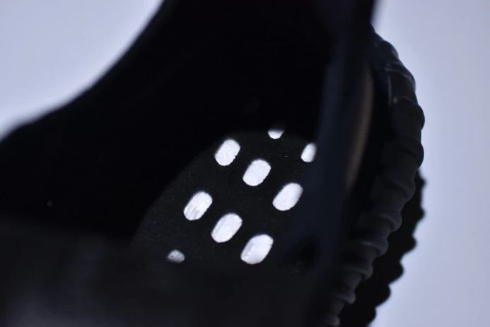 Adidas Yeezy Boost 350 V2 Black Copper BY Trendy 437