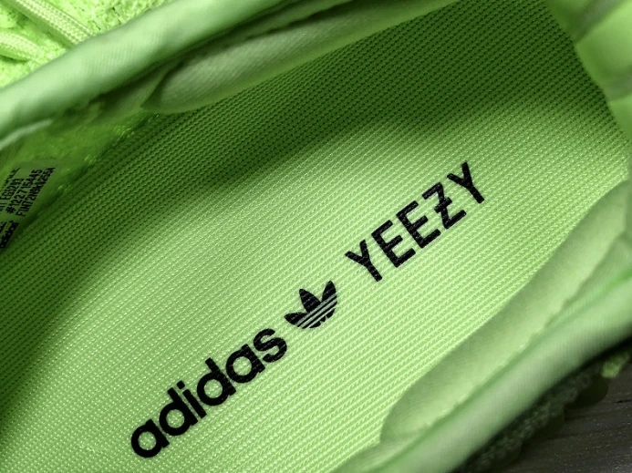 Adidas Yeezy Boost 350 V2 Glow in the Dark EG UrbanStyle 331