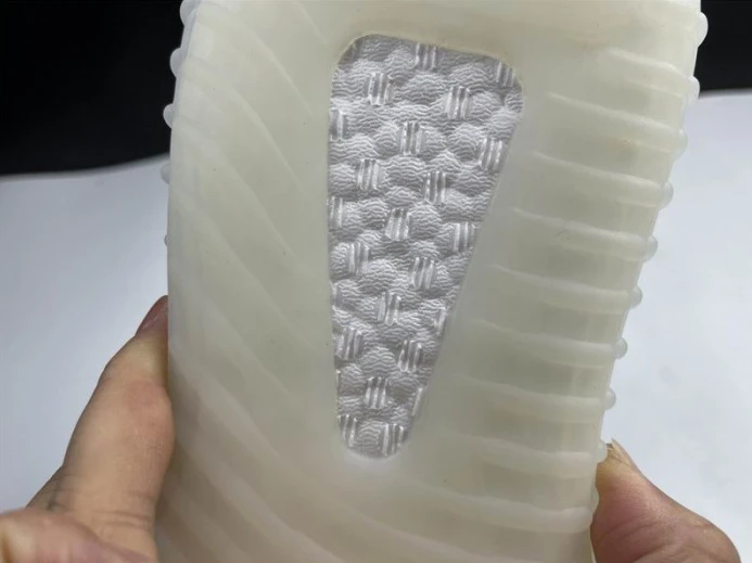 Adidas Yeezy Boost 350 V2 Mono Ice GW Trendy 314