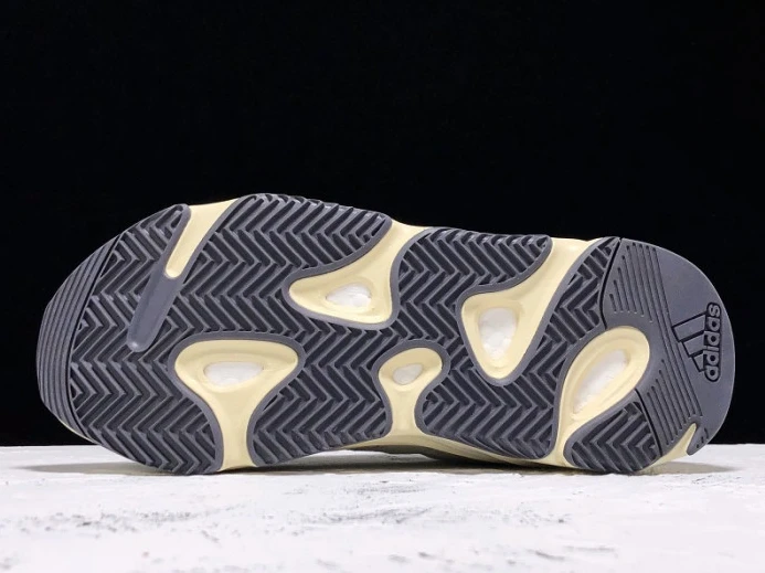 Adidas Yeezy Boost 700 Analog EG Popular 404