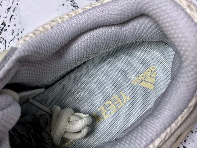 Adidas Yeezy Boost 700 Analog EG Popular 404