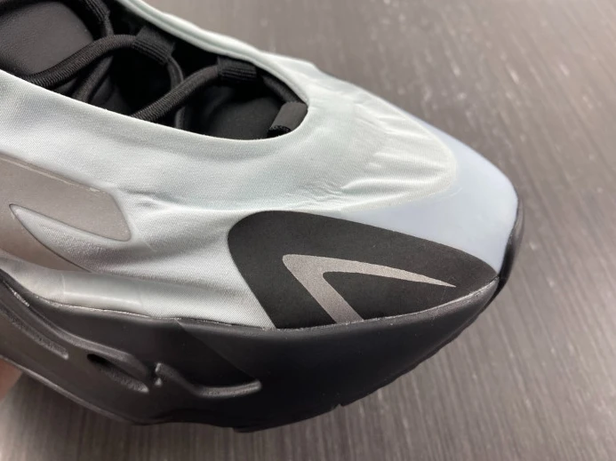 Adidas Yeezy Boost 700 MNVN Blue Tint GZ WellDesigned 403