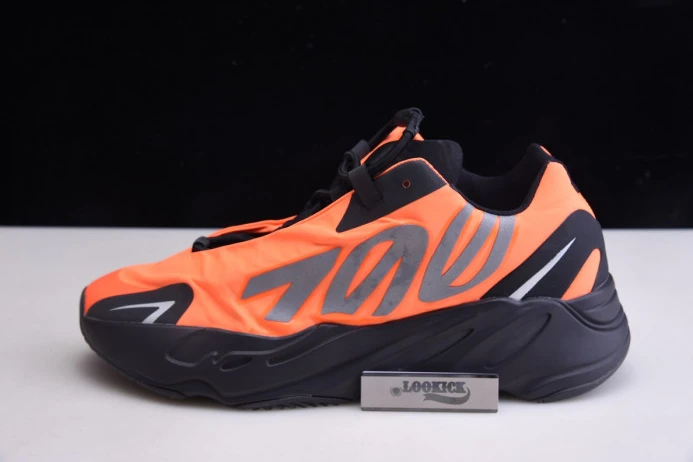 Adidas Yeezy Boost 700 MNVN Orange FV Popular 471