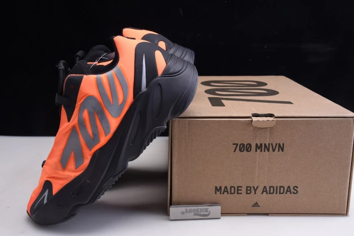 Adidas Yeezy Boost 700 MNVN Orange FV Popular 471