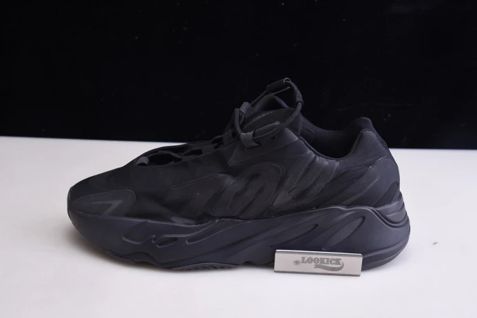 Adidas Yeezy Boost 700 MNVN Triple Black FV GoAnywhere 473