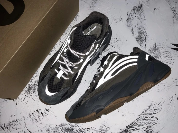 Adidas Yeezy Boost 700 v2 Geode EG Affordable 470