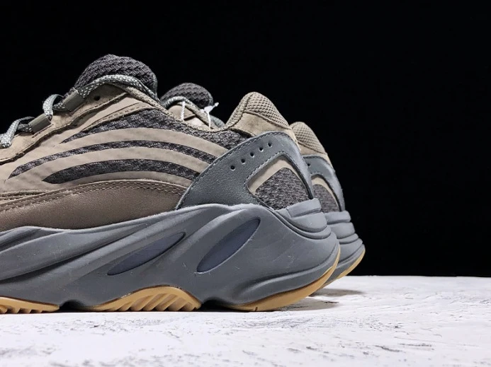 Adidas Yeezy Boost 700 v2 Geode EG Affordable 470