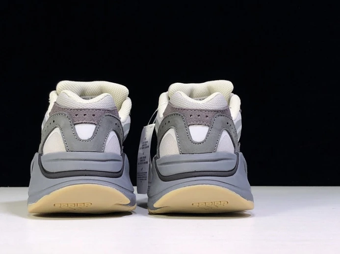 Adidas Yeezy Boost 700 v2 Tephra FU ModernLook 468