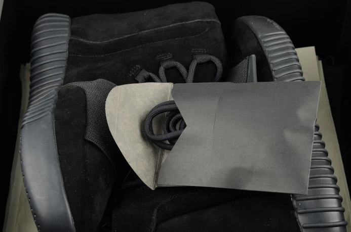 Adidas Yeezy Boost 750 Triple Black Cblack BB WellDesigned 377