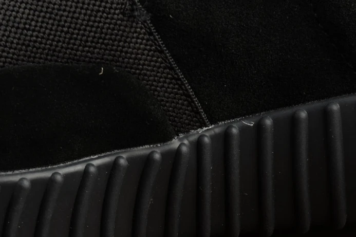 Adidas Yeezy Boost 750 Triple Black Cblack BB WellDesigned 377
