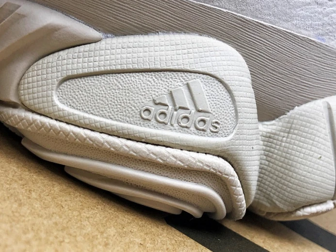 Adidas Yeezy Desert Rat 500 Blush DB AllSeason 378
