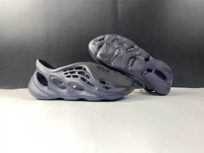 Adidas Yeezy Foam RNNR Mineral Blue GV Affordable 402