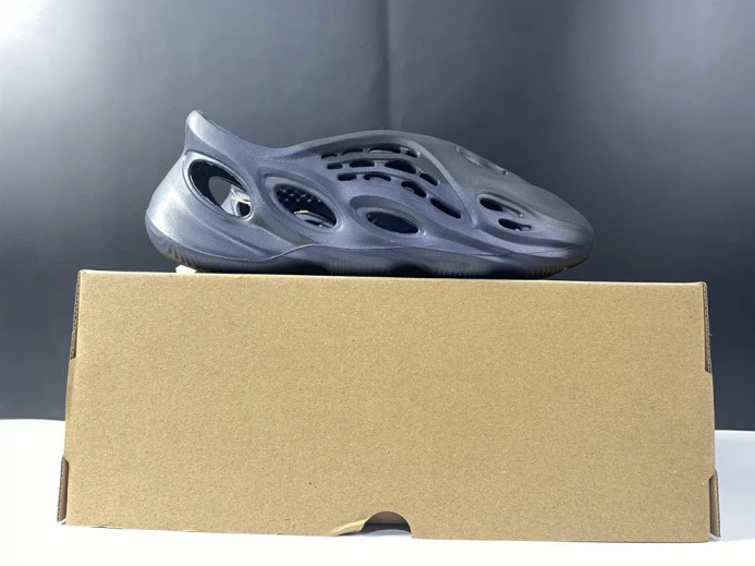 Adidas Yeezy Foam RNNR Mineral Blue GV Affordable 402