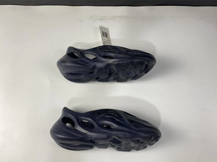 Adidas Yeezy Foam RNNR Mineral Blue GV Affordable 402