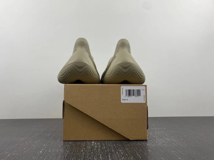 Adidas Yeezy Foam RNR Stone Salt GV TopPick 405