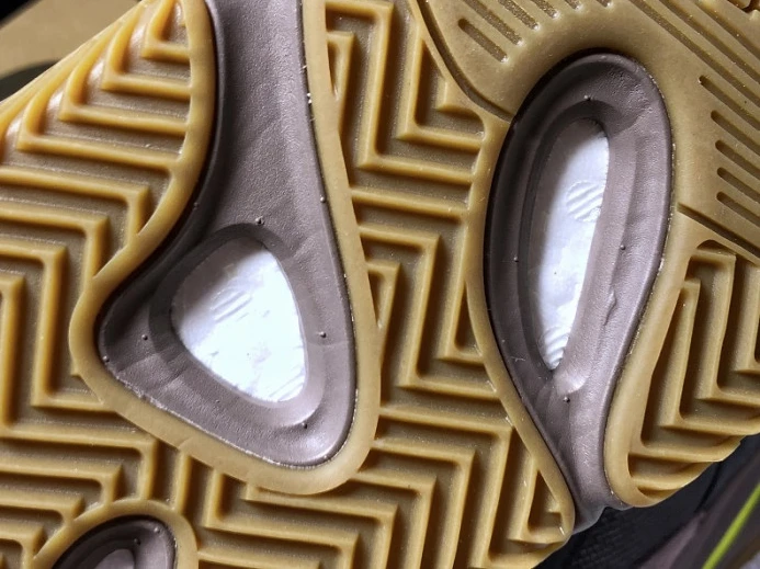 Adidas Yeezy Runner Boost 700 "Mauve" EE HighQuality 476