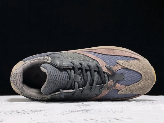 Adidas Yeezy Runner Boost 700 "Mauve" EE HighQuality 476