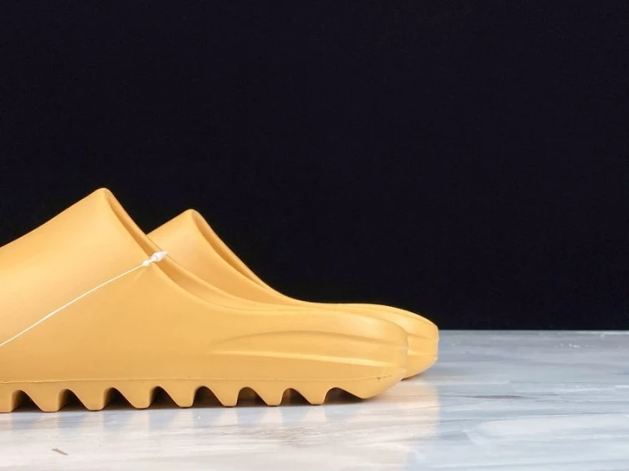 Adidas Yeezy Slide Desert Sand FW Comfortable 486