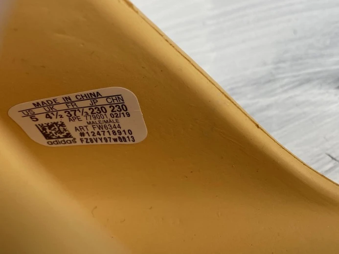Adidas Yeezy Slide Desert Sand FW Comfortable 486